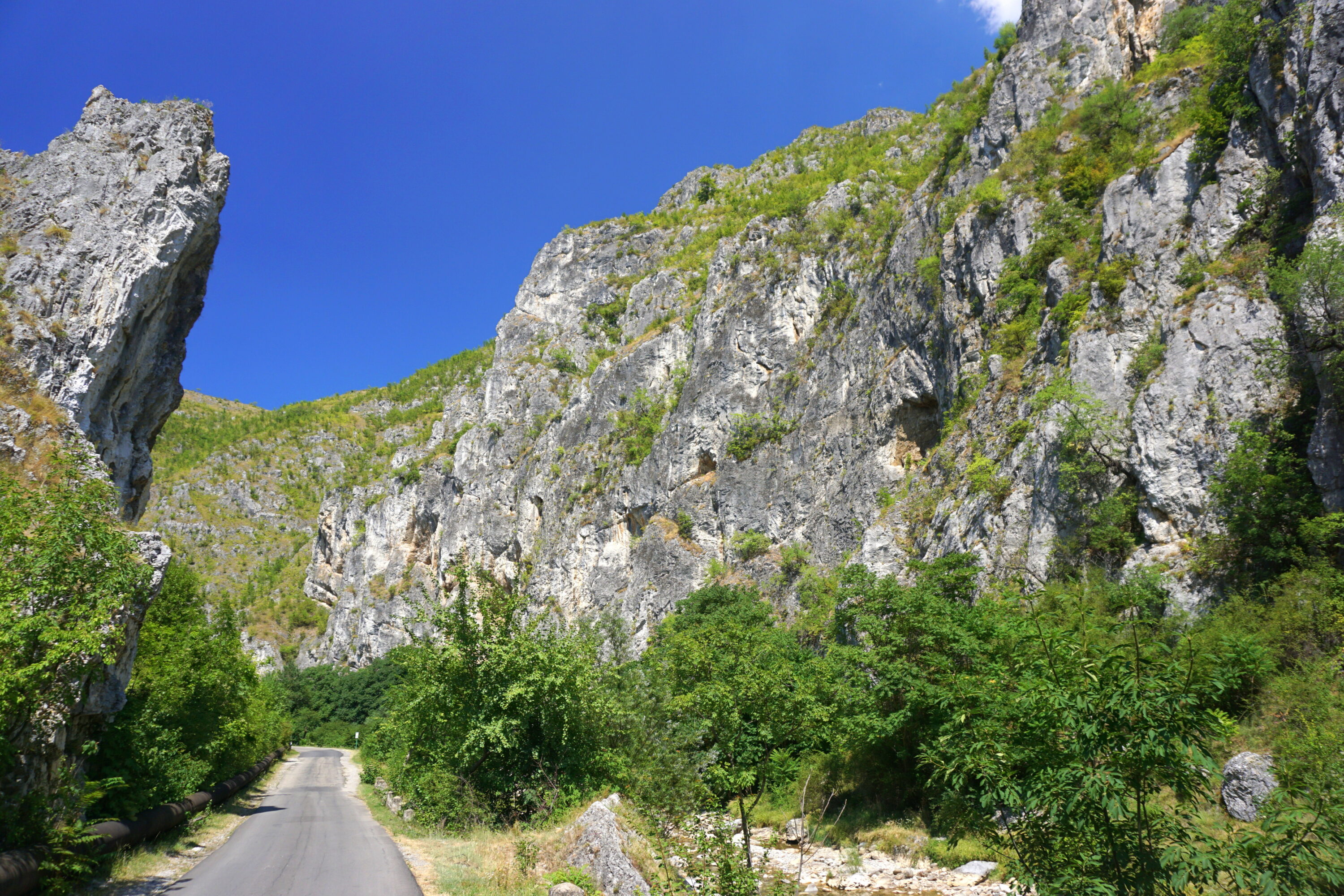 chei si canioane romania