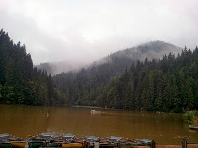 lacul rosu