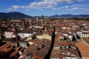 lucca