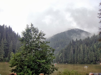 lacul rosu