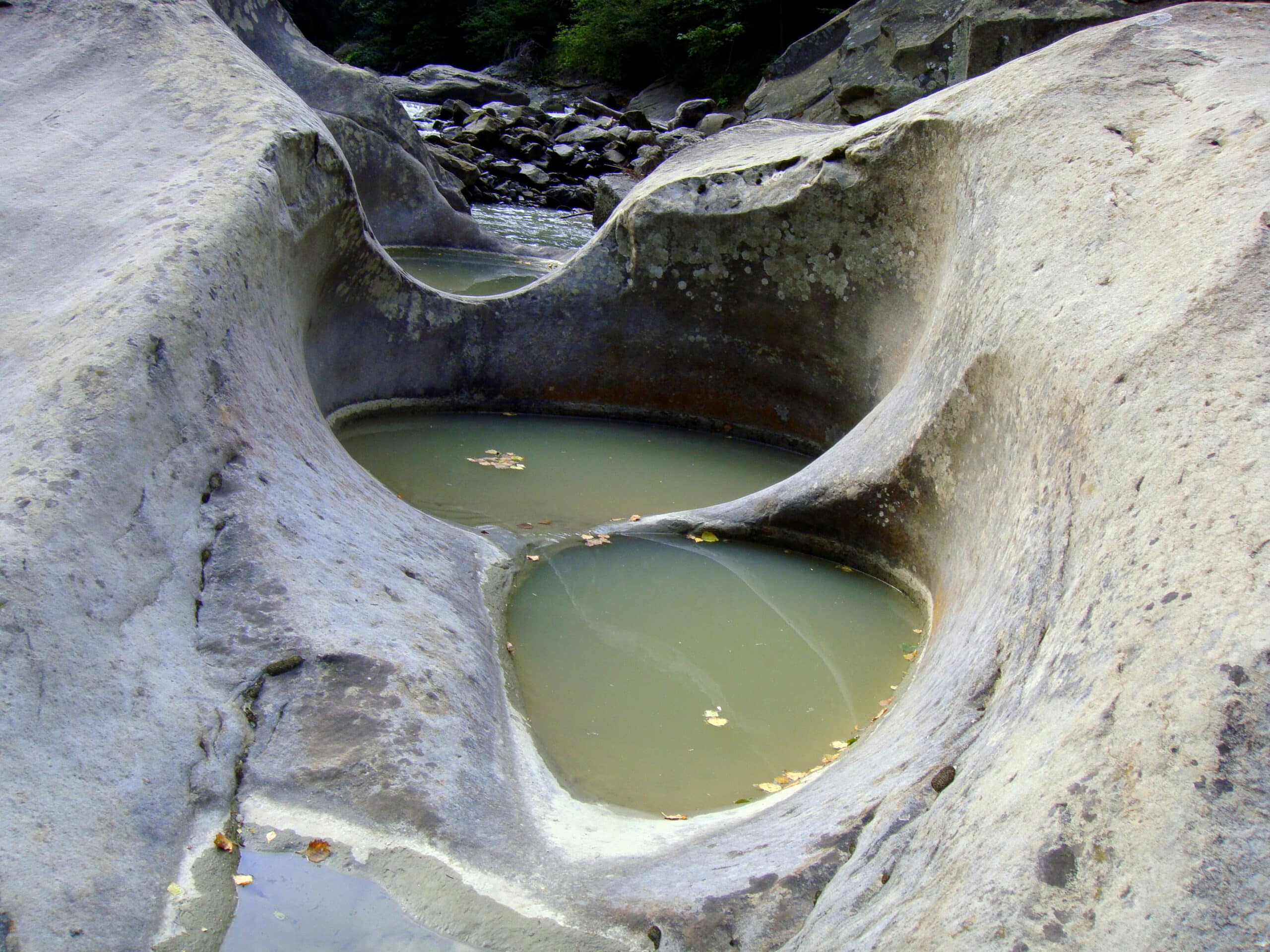 caldarile zabalei