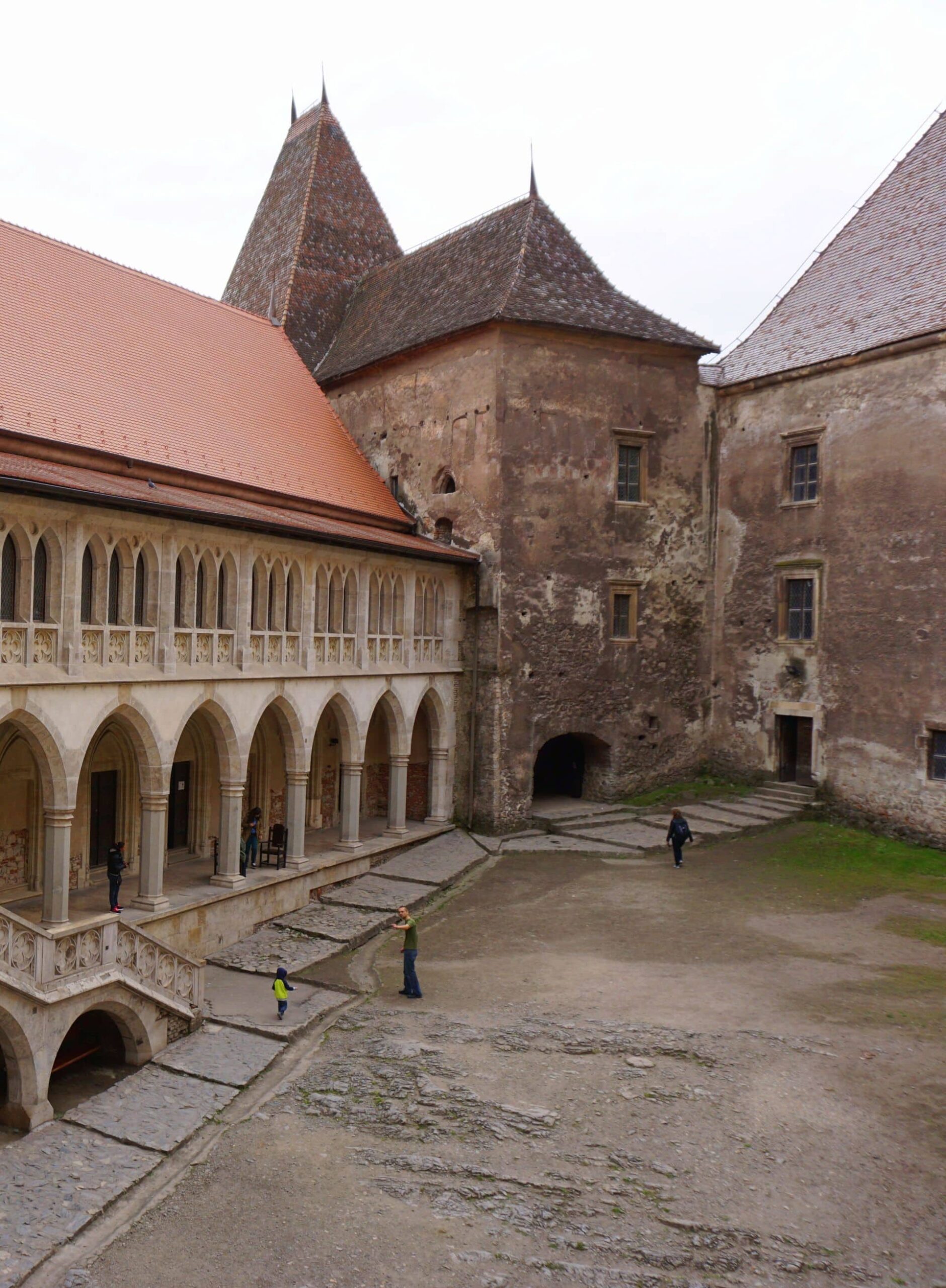 castelul corvinilor