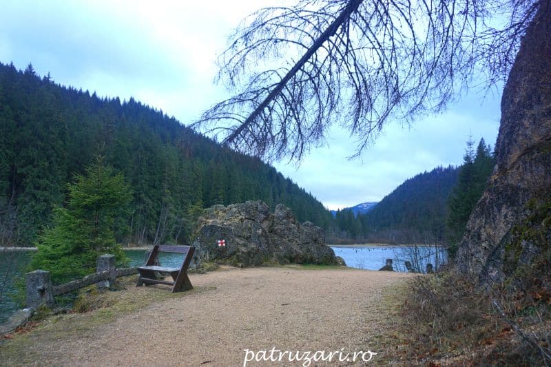 lacul rosu