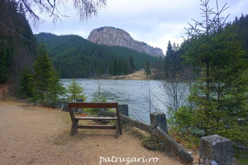 lacul rosu
