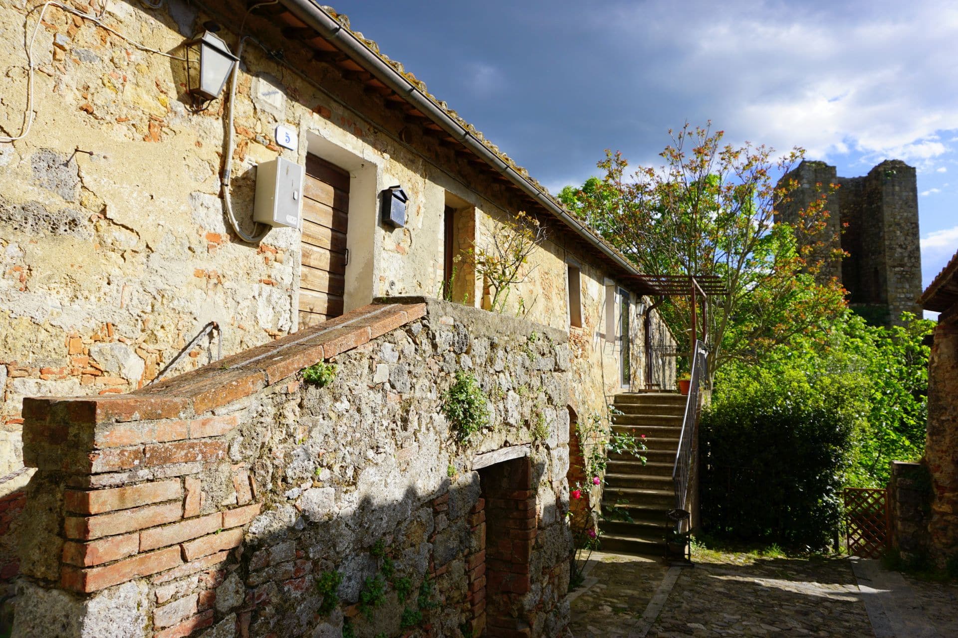 monteriggioni volterra