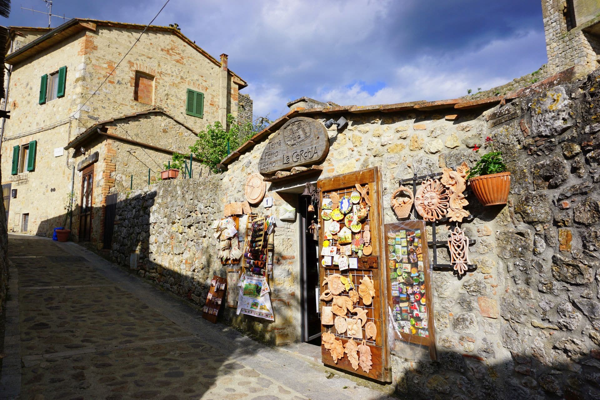 monteriggioni volterra