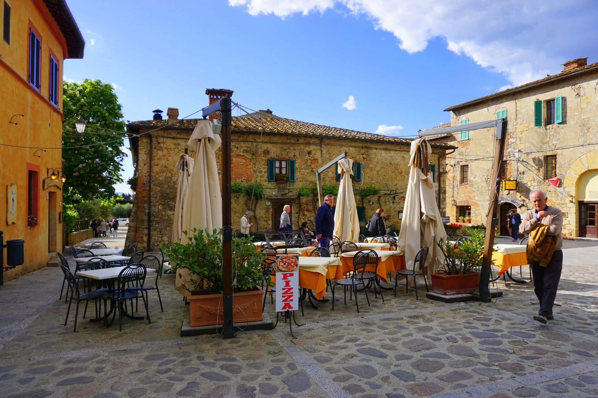 monteriggioni volterra