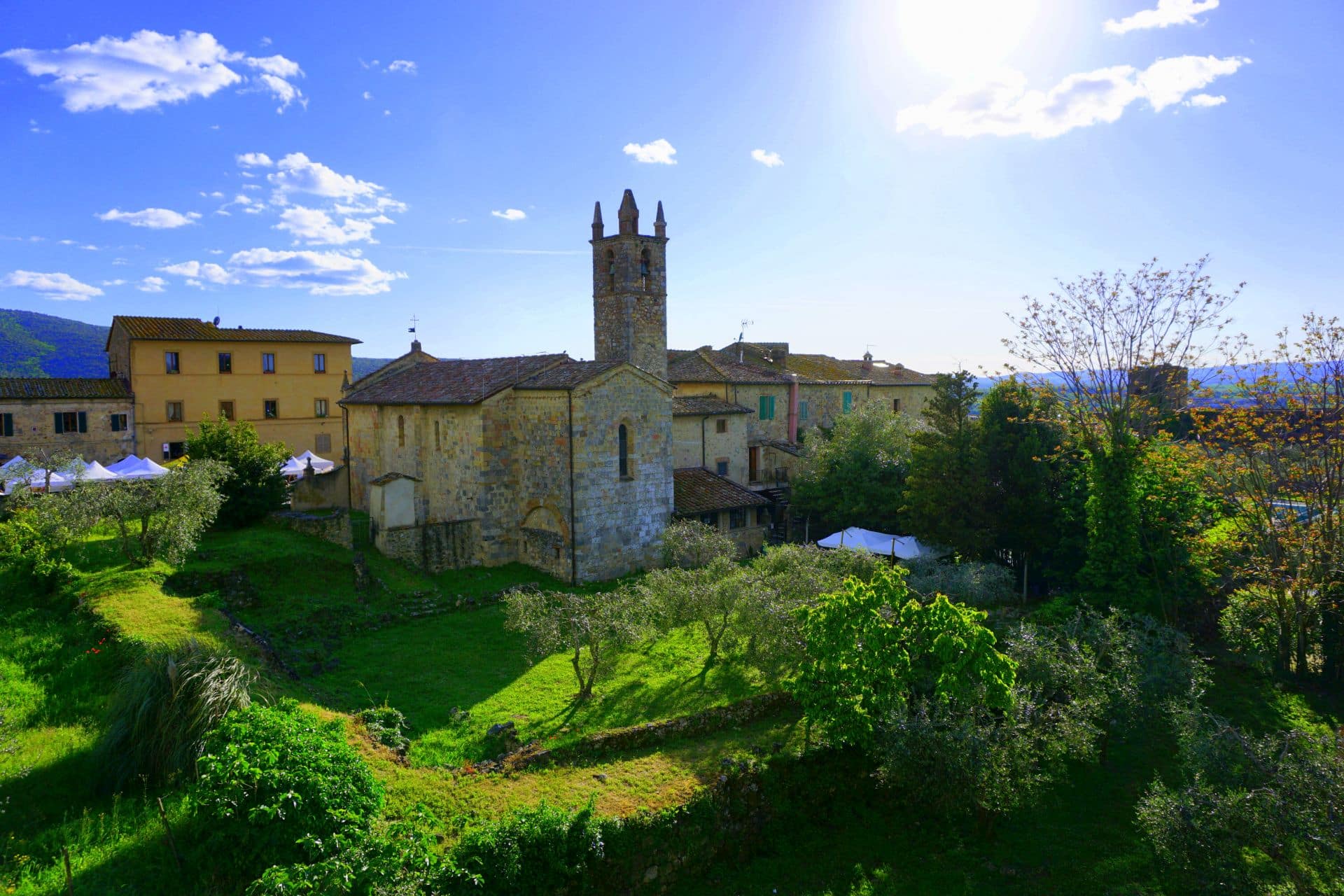 monteriggioni volterra