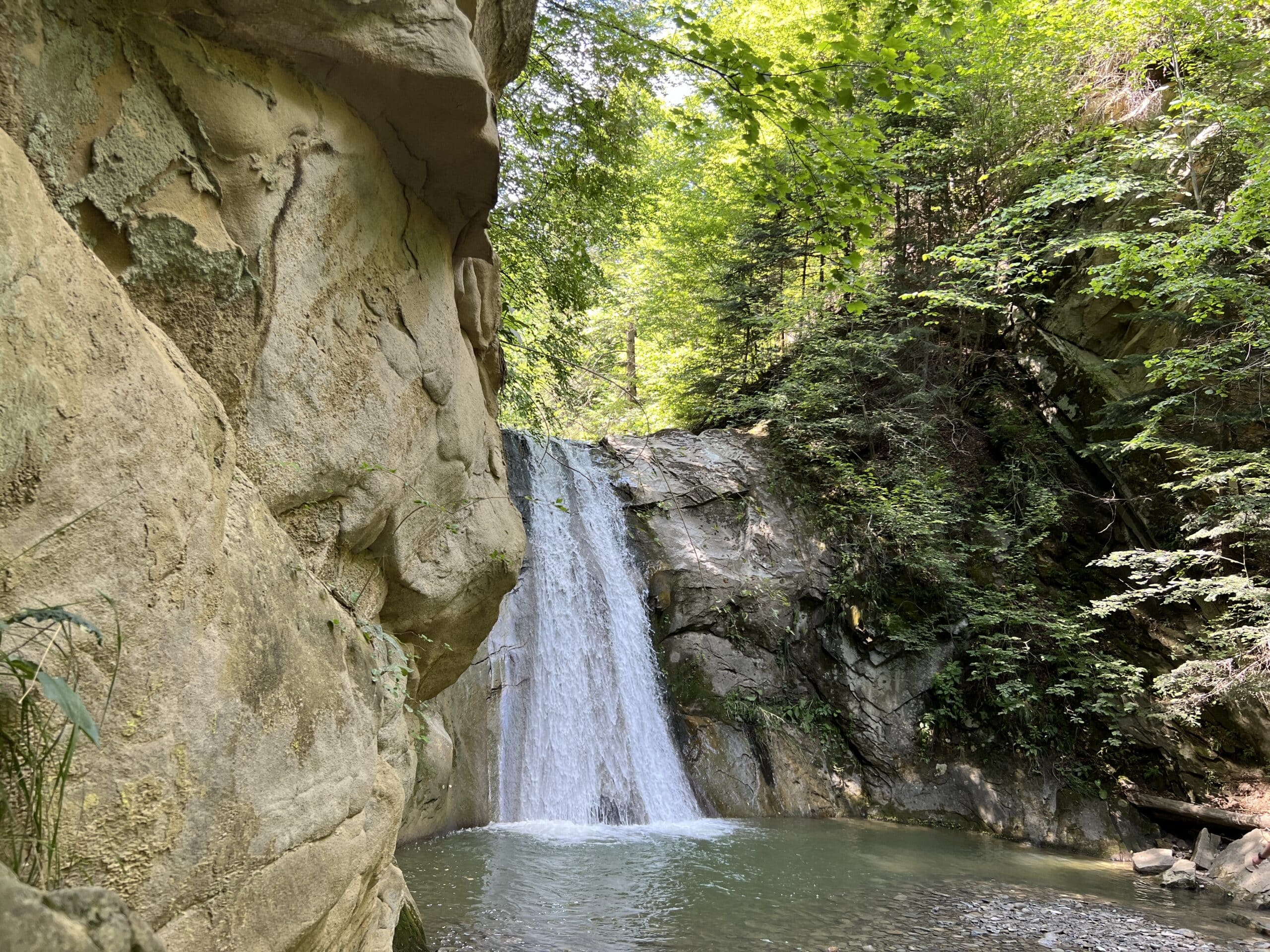 Toamna la cascada Cașoca și Vama Buzăului - Rezervația „Valea Zimbrilor” și cascada Urlătoarea - imagine 5