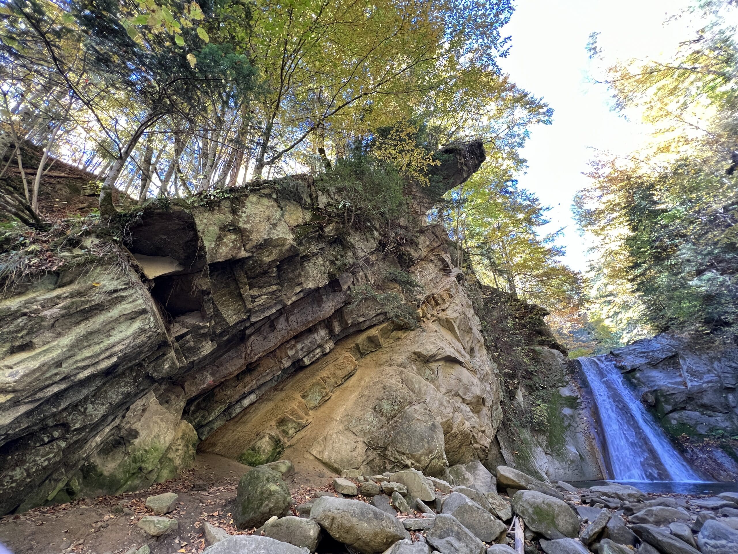 Toamna la cascada Cașoca și Vama Buzăului - Rezervația „Valea Zimbrilor” și cascada Urlătoarea - imagine 13